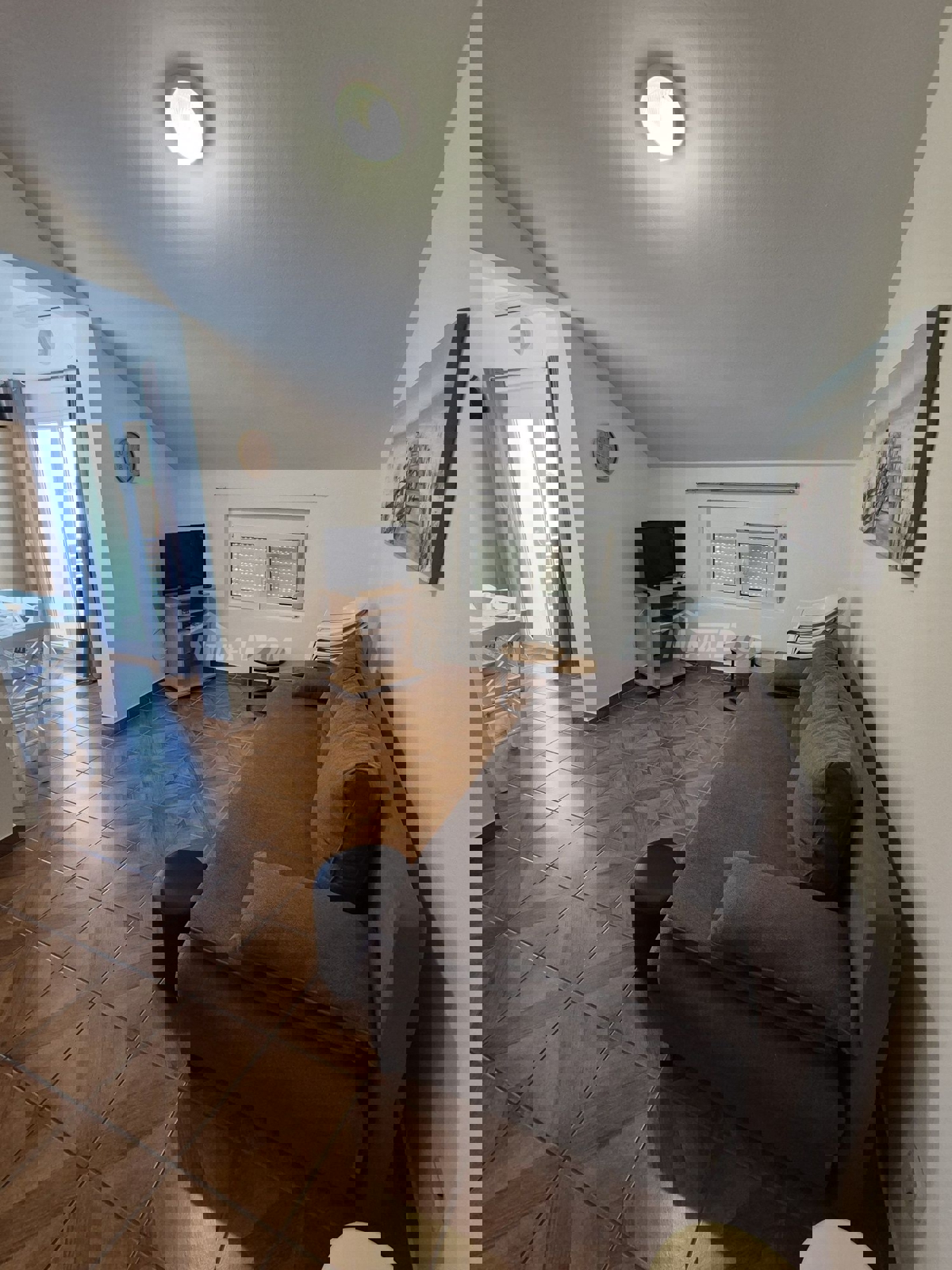 Appartamento a 180 metri dal mare, secondo piano.