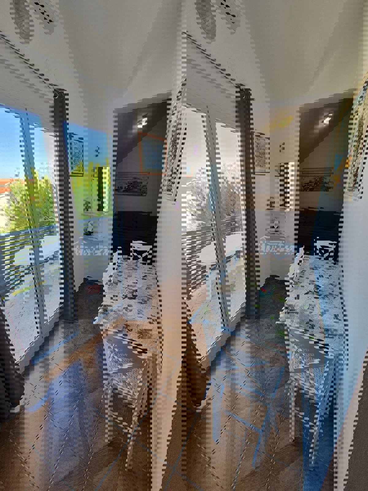 Appartamento a 180 metri dal mare, secondo piano.