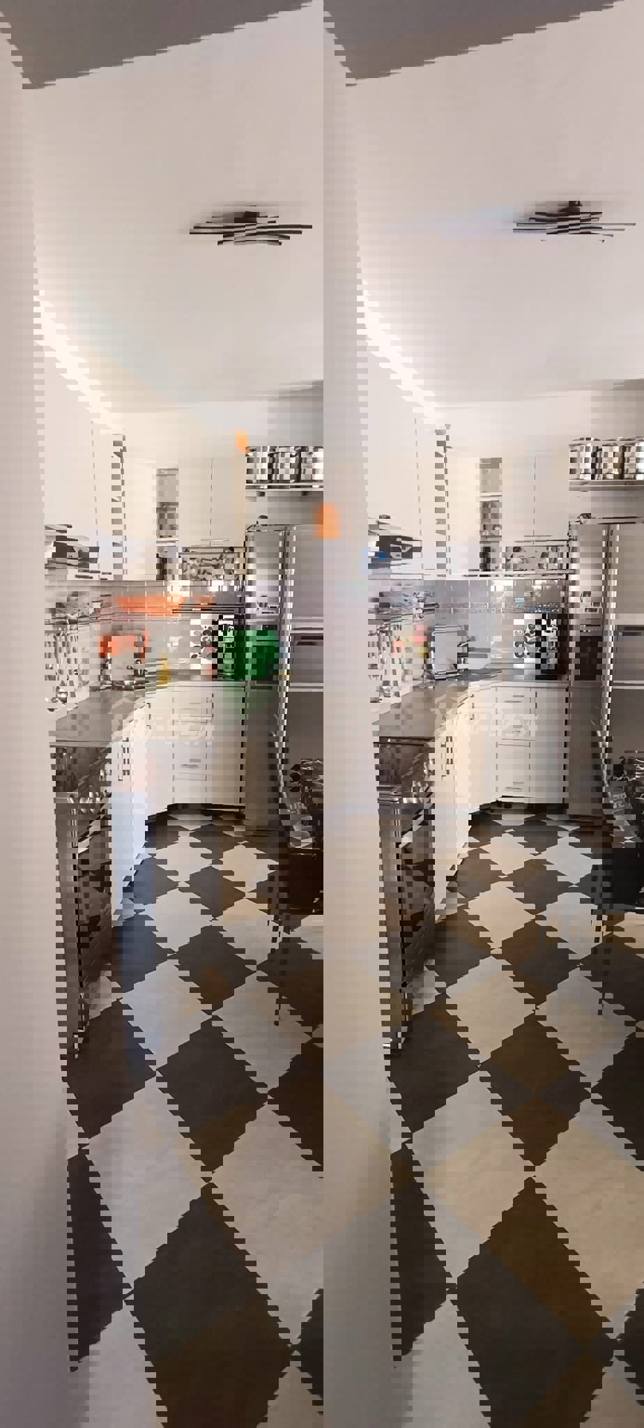 Lato sud a 90 metri dal mare condominio con giardino