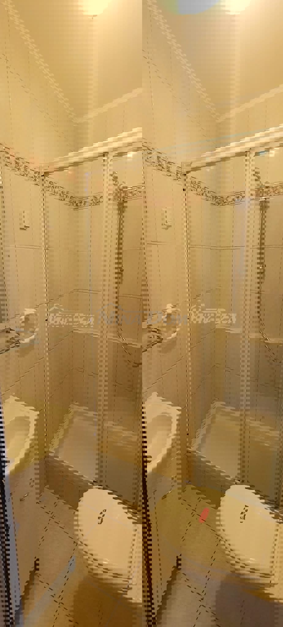 Lato sud a 90 metri dal mare condominio con giardino