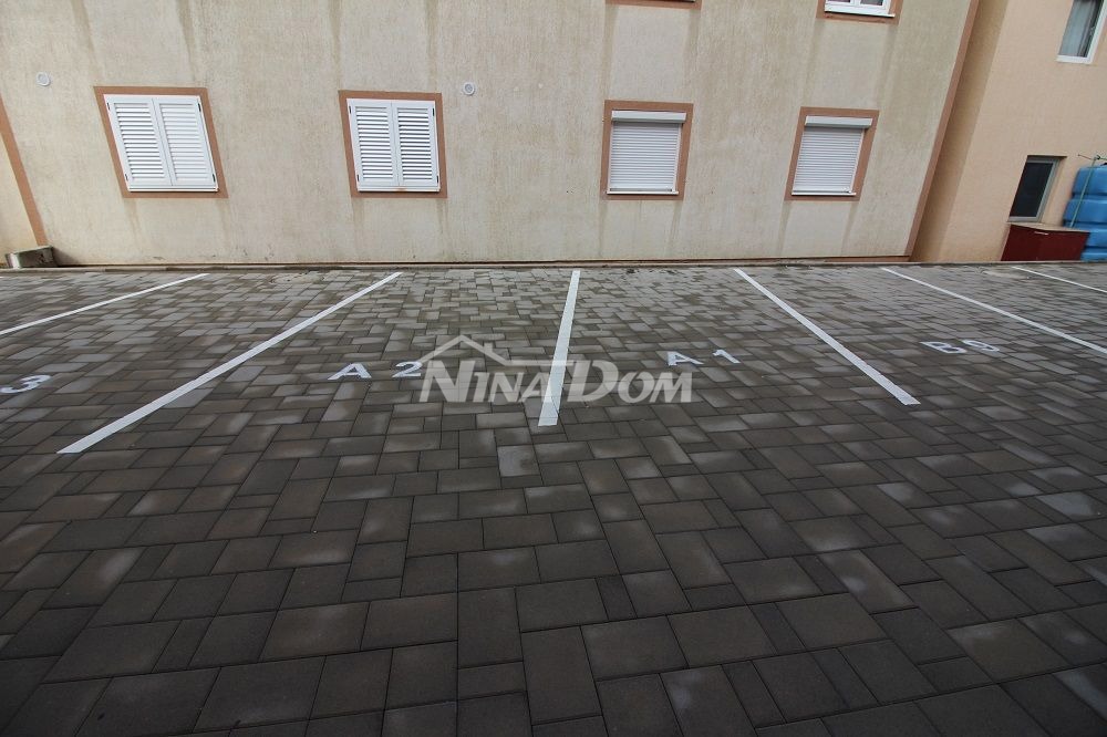 Appartamento al piano terra con due camere da letto a 80 metri dalla spiaggia