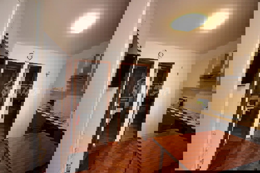 Appartamento al piano terra con due camere da letto a 80 metri dalla spiaggia