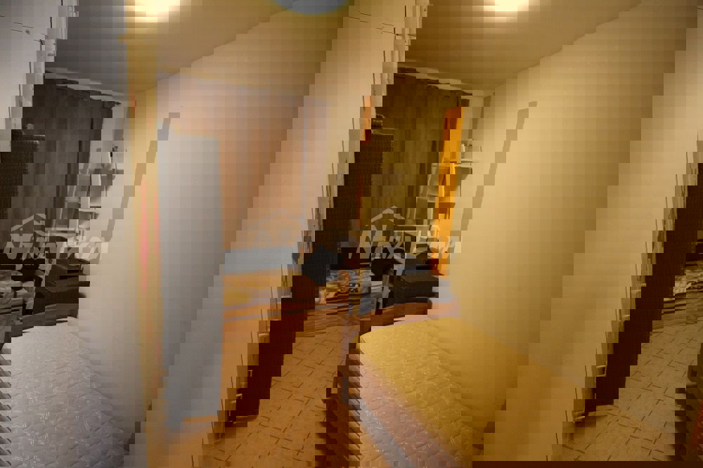 Appartamento al piano terra con due camere da letto a 80 metri dalla spiaggia