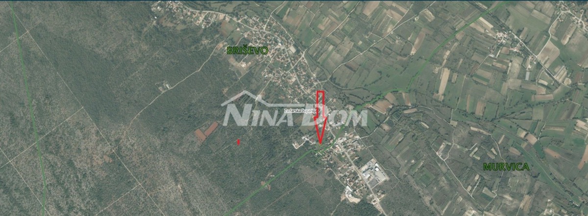 Terreno Edificabile Vicino a Zara – Tranquillità, Natura, Posizione Perfetta