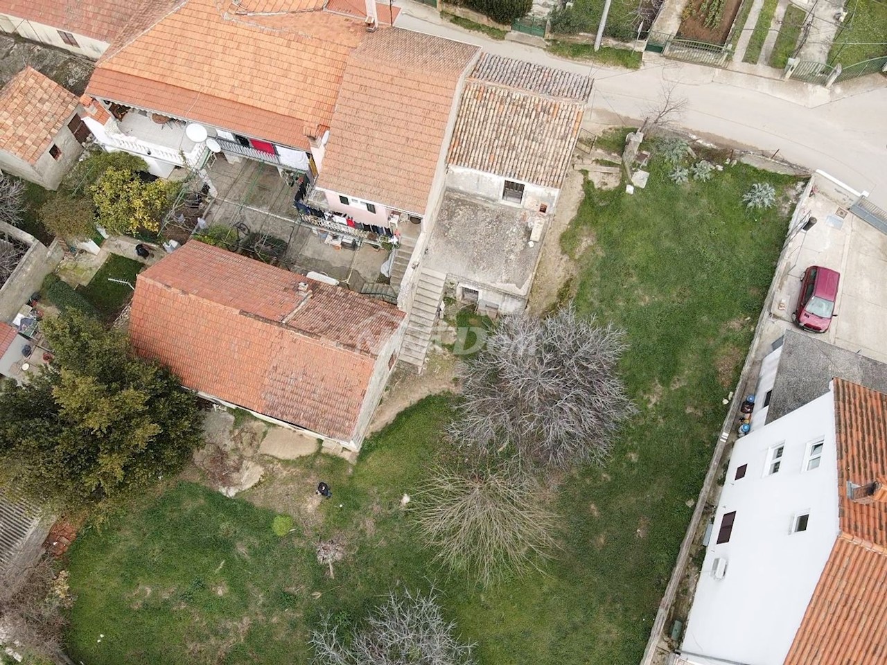 Casa in pietra e villetta a schiera a 150m dal mare