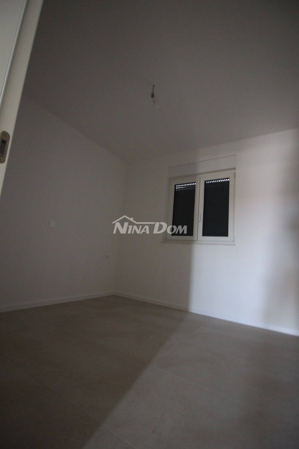 Nuovo edificio, lato sud,