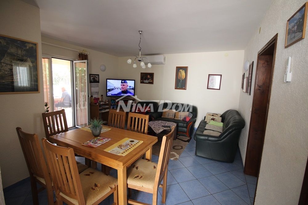 proprietà indipendente lato sud a 120 metri dalla spiaggia