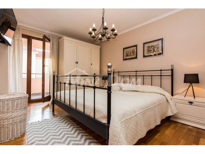 casa a Diklo a Zara
