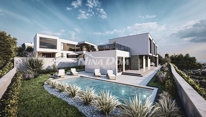 In Vendita! Terreno con Permesso di Costruzione e Vista Panoramica