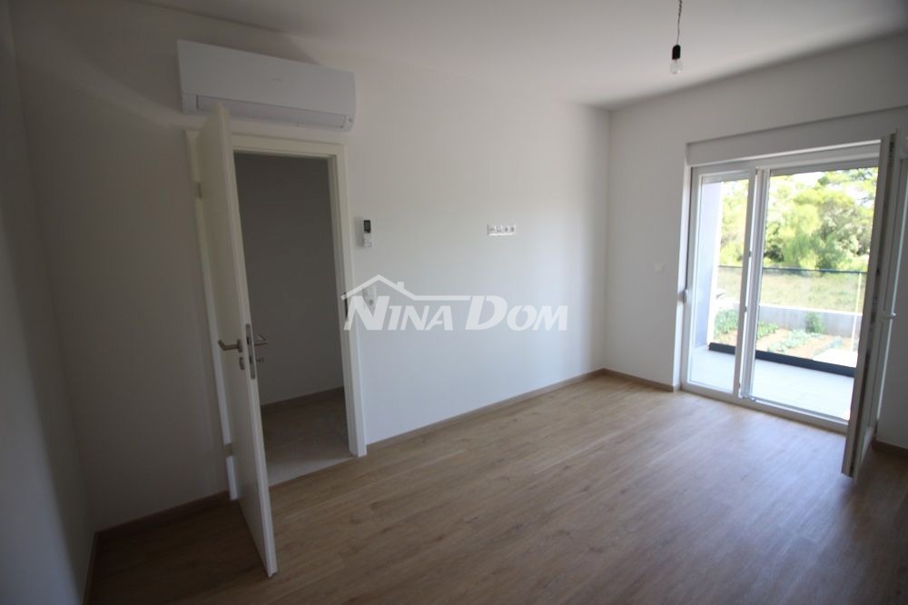 Lato sud dell'isola di Vir, appartamento al 2° piano (acqua e fognatura)