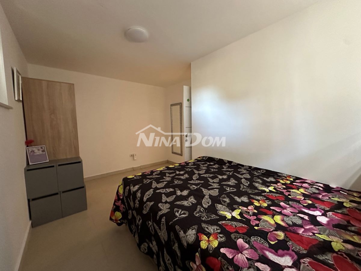 Zara – Ampio Appartamento Duplex con Giardino, Terrazza + 2 Posti Auto