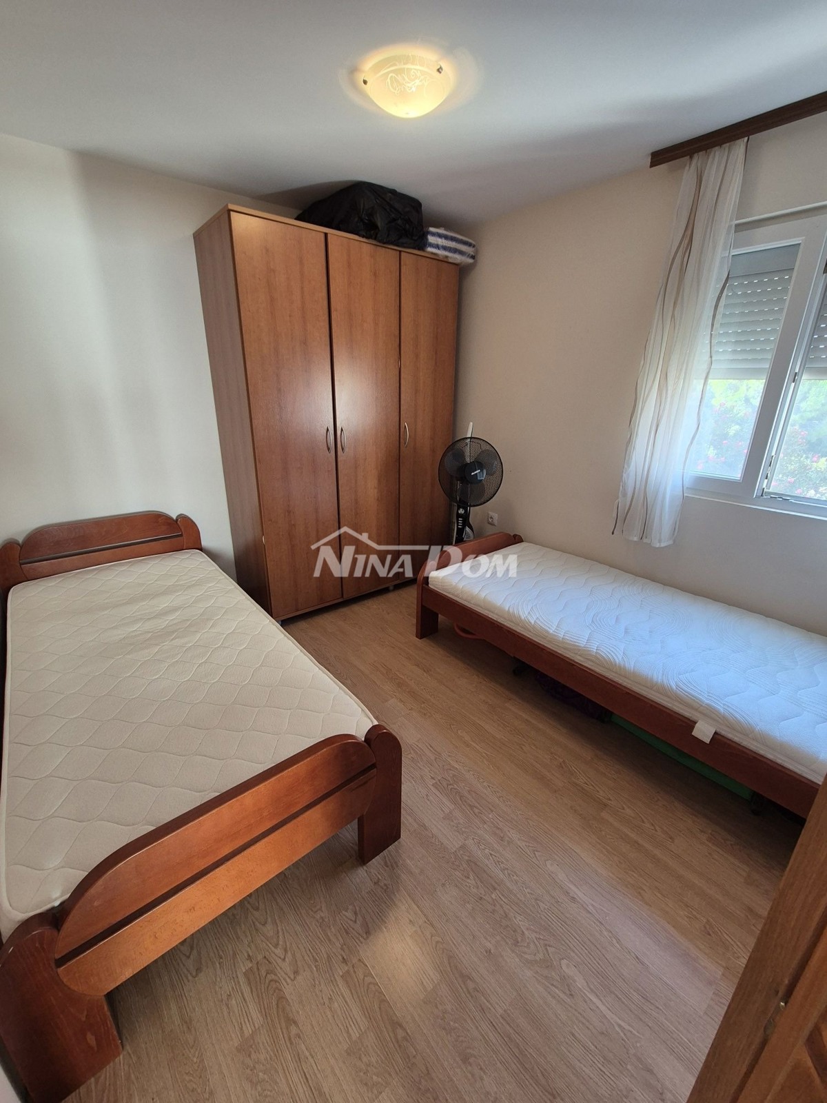 Appartamento 1° piano, lato sud a 50 metri dal mare con vista mare