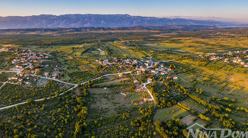 Terreno edificabile 1422 m² – Briševo, a 10 min da Zara