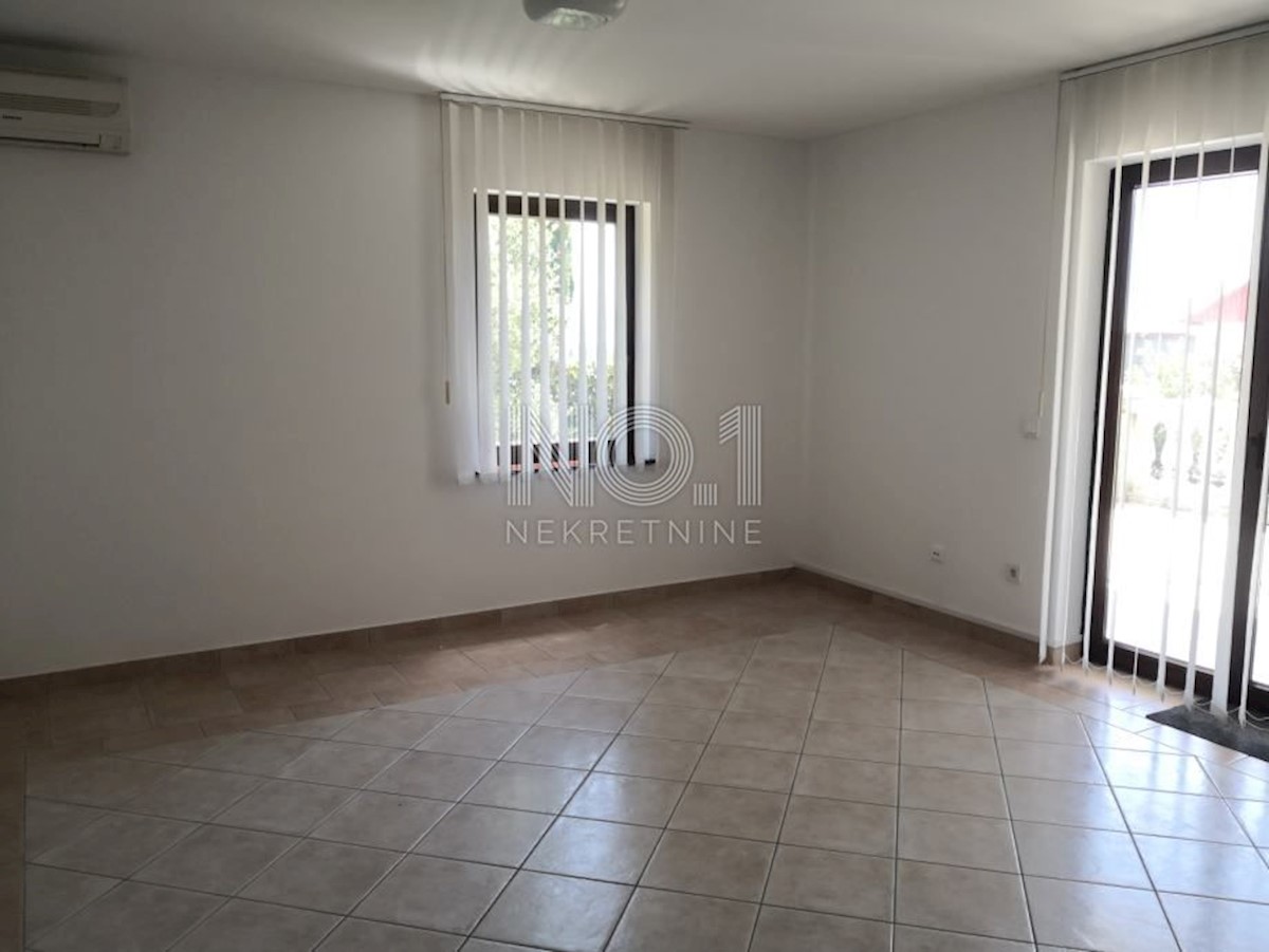 Appartamento Novi Vinodolski, 71,40m2