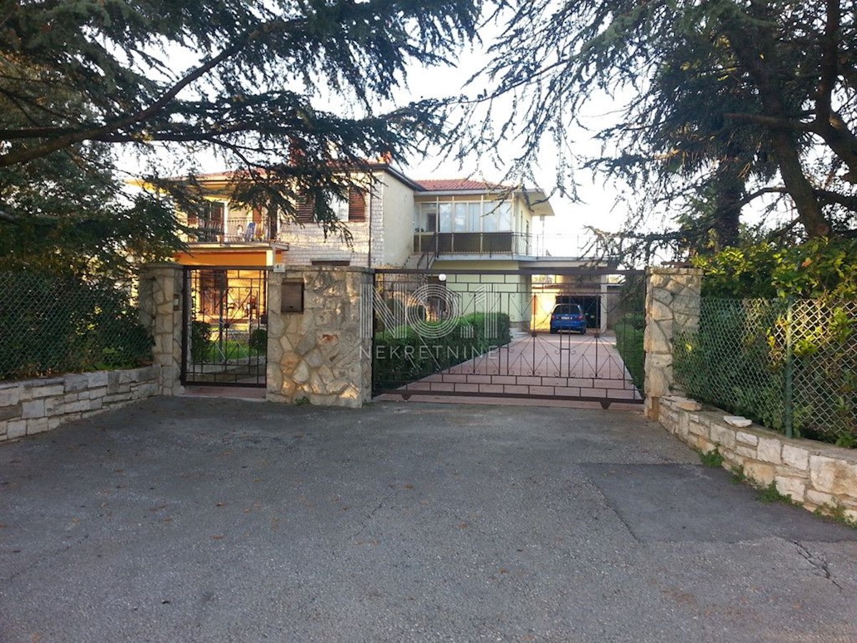 Casa Brtonigla, 330m2