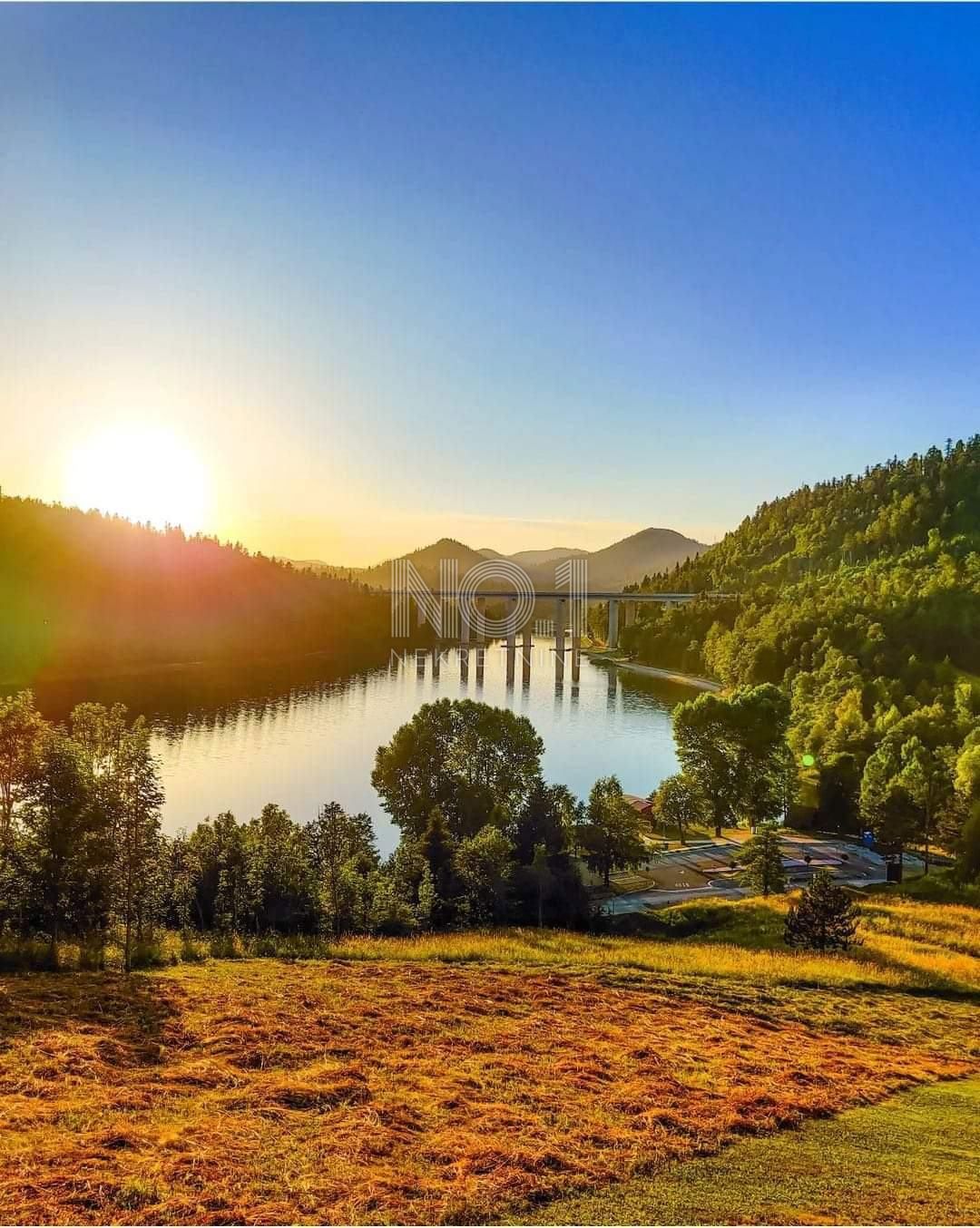 Fužine - vendita di terreno edificabile con vista sul lago