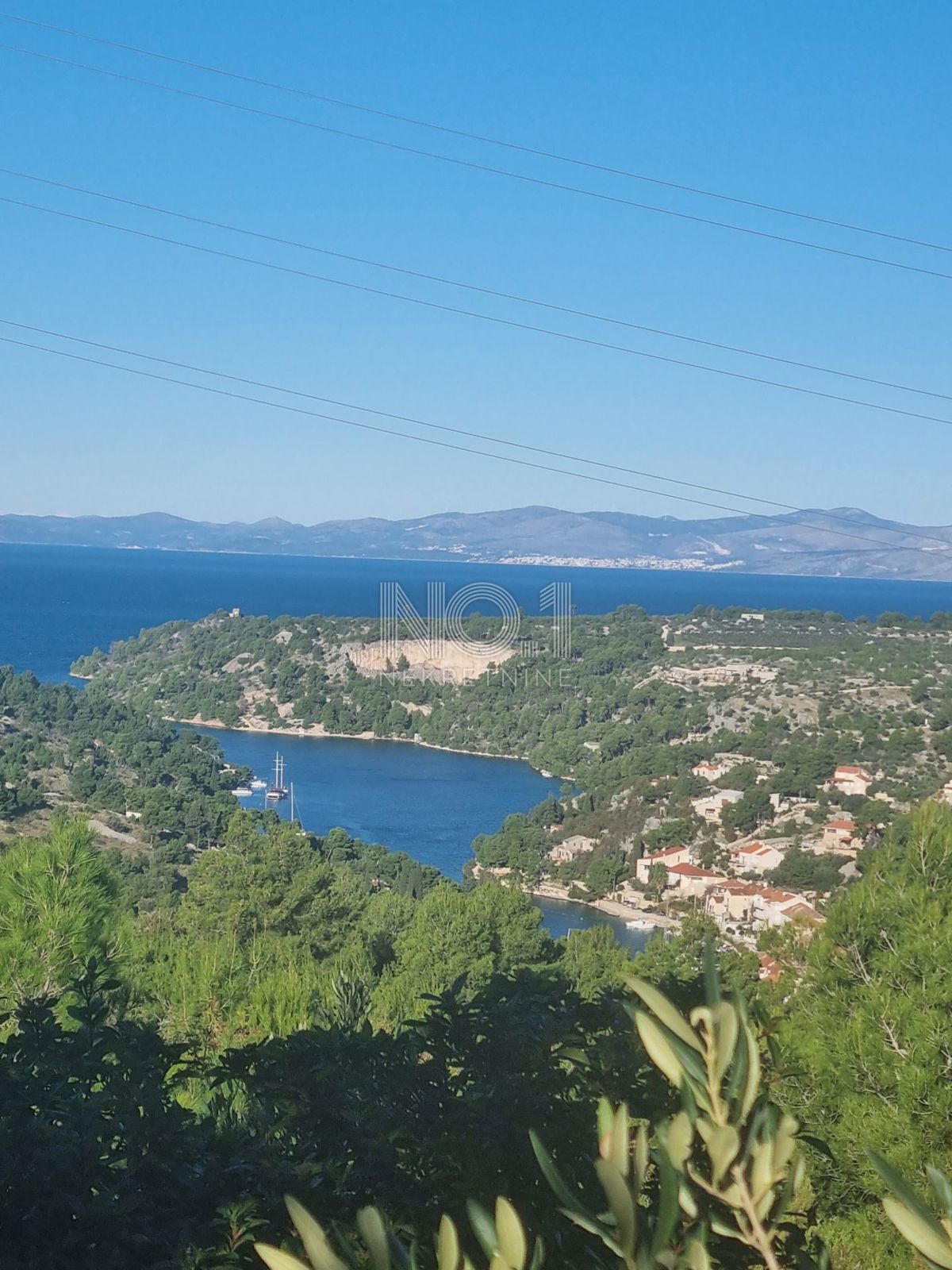 Gornje Bobovišće - una casa spaziosa con un'incantevole vista sul mare