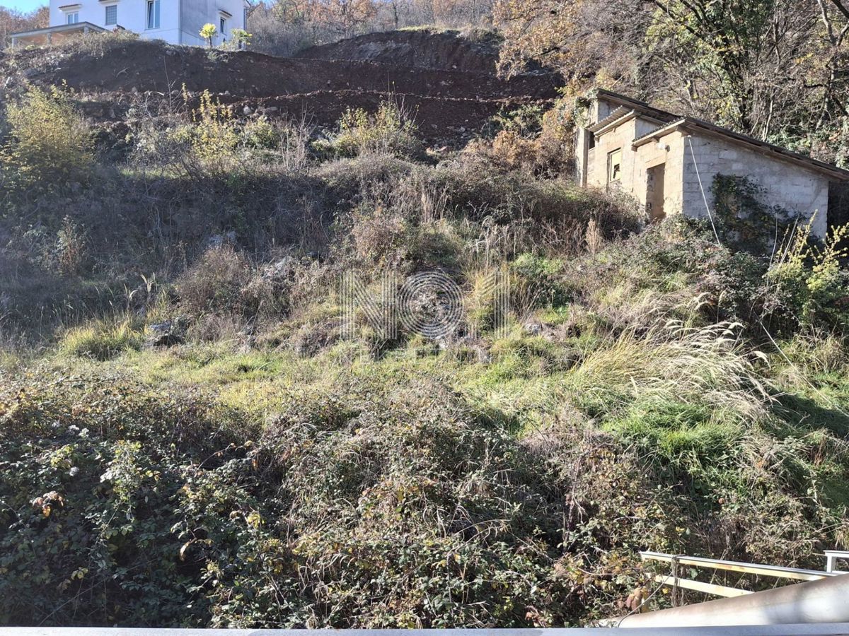 Matulji, Mihotići - vendita di una casa al piano terra non ammobiliata con una bellissima vista sul mare