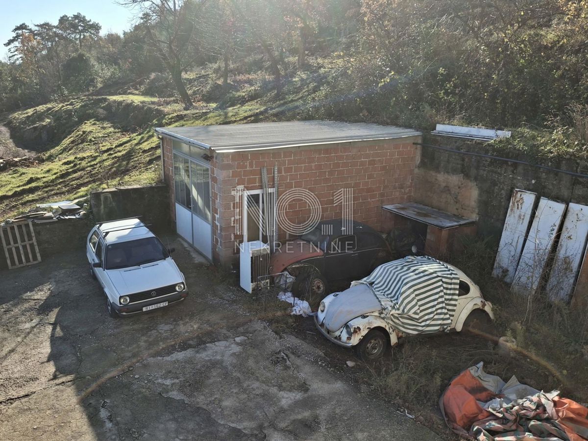 Matulji, Mihotići - vendita di una casa al piano terra non ammobiliata con una bellissima vista sul mare