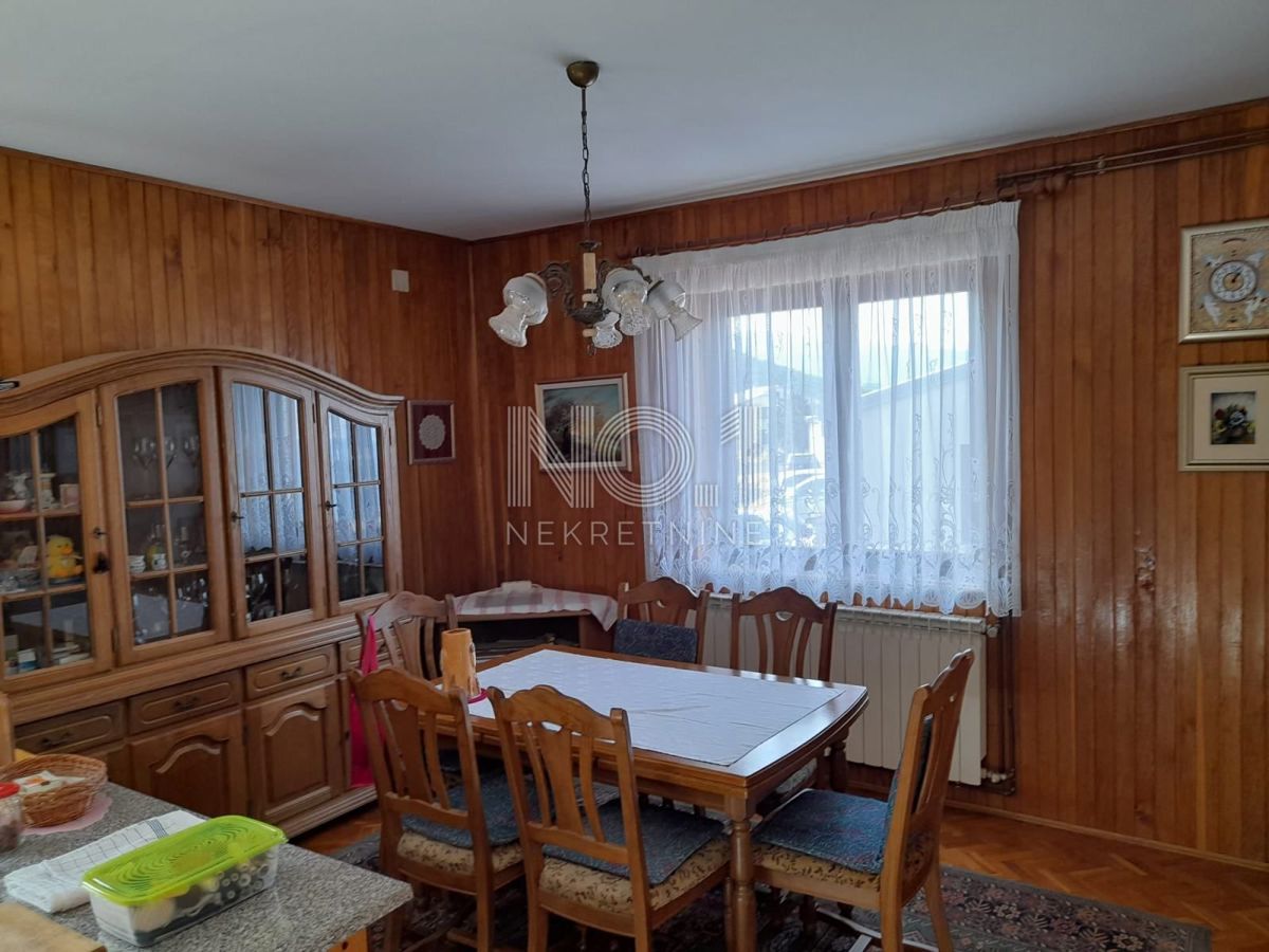 Senj - casa familiare con vista sul mare