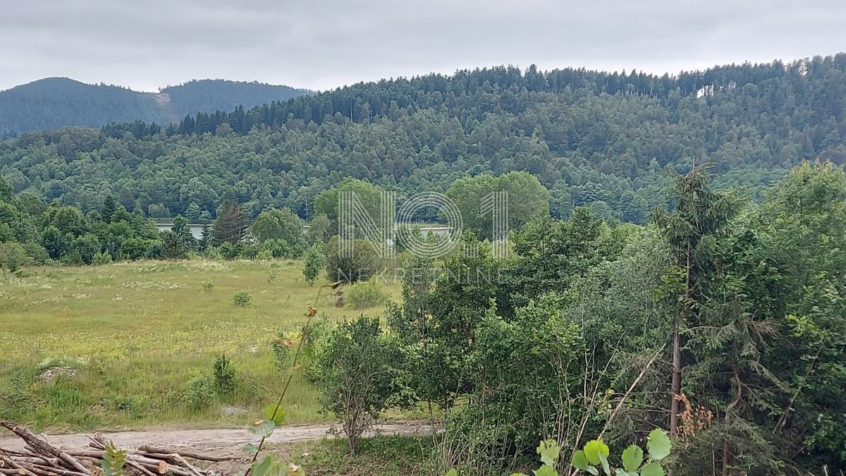 Fužine - vendita di attraente terreno edificabile