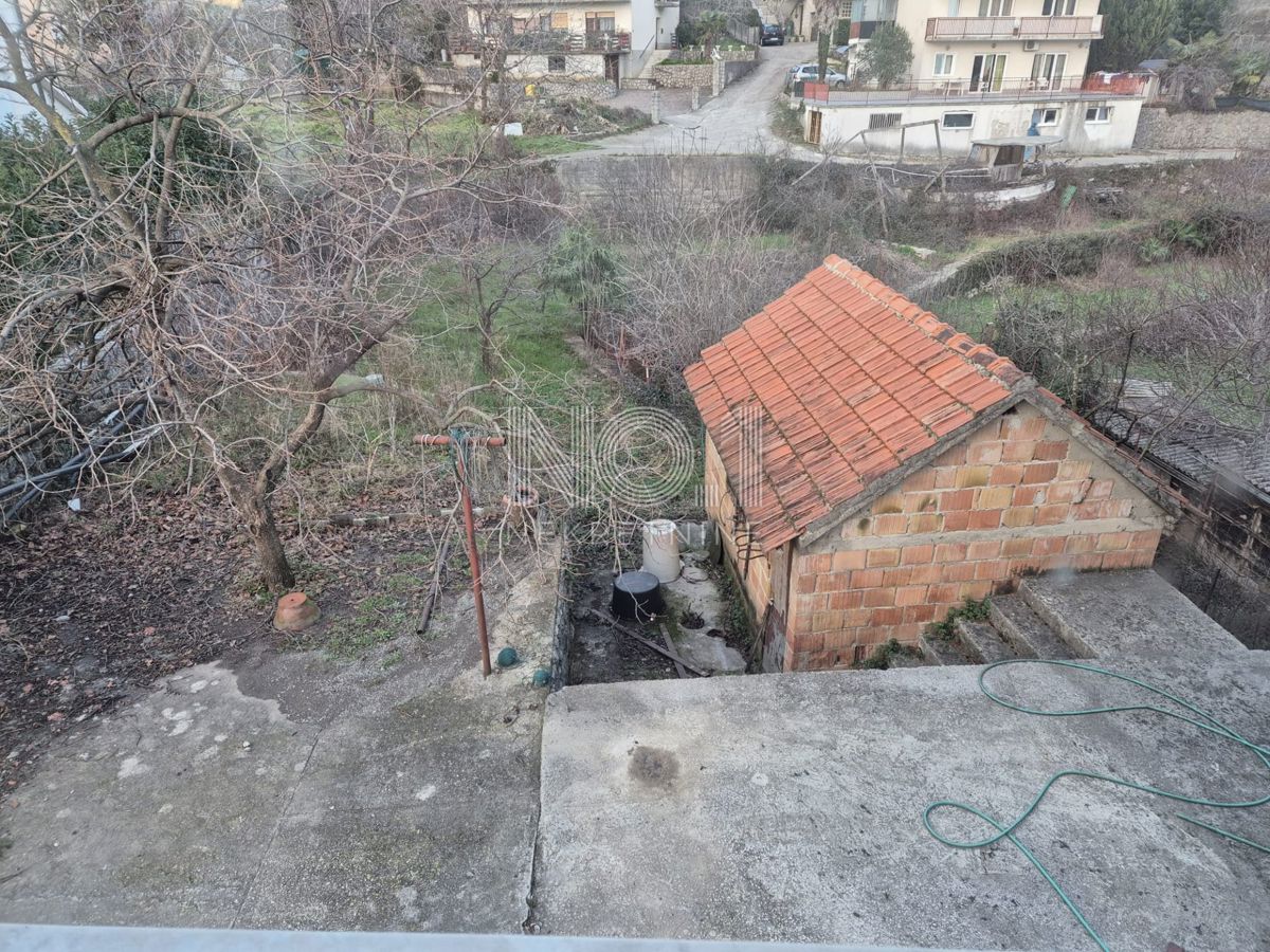 Kastav, Trinajstići - vendita di una casa familiare con un ampio giardino