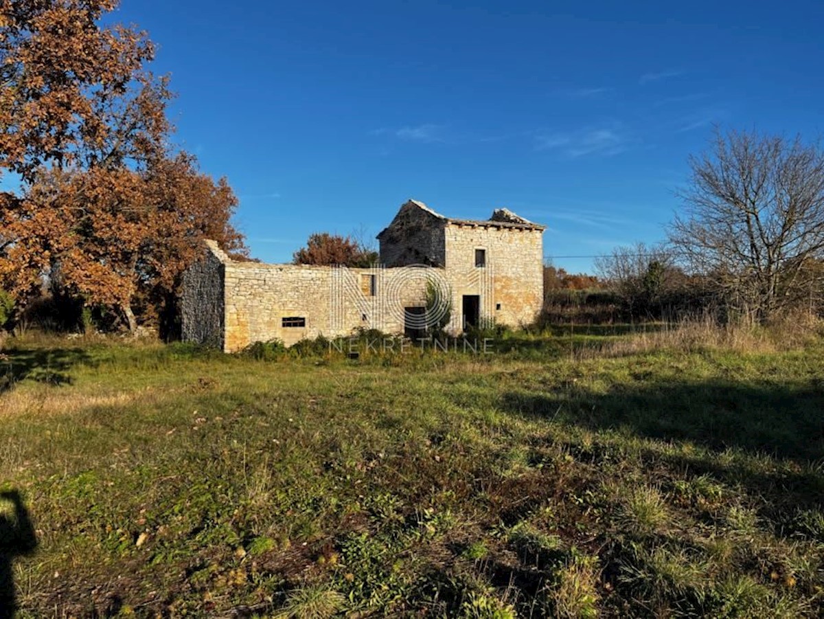 Dignano, Sv. Kirin - vendita di un'oasi in pietra nel cuore dell'Istria