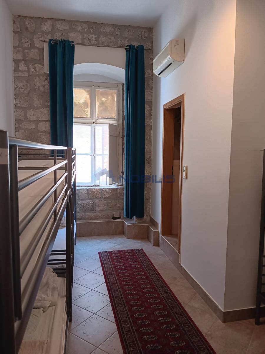 Appartamento Stari grad, Dubrovnik, 93m2