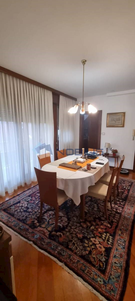 Appartamento Medveščak, Gornji Grad - Medveščak, 94m2