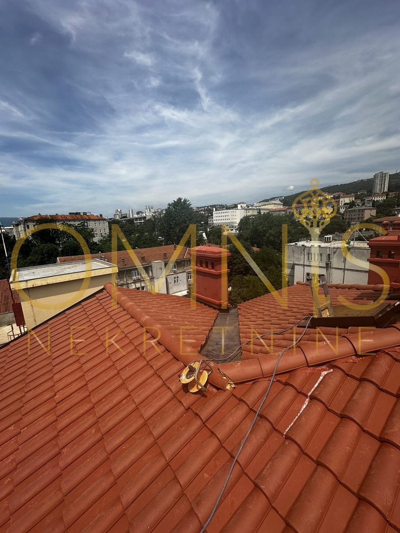 RIJEKA - CENTRO, APPARTAMENTO GOSPODSKI 74 m²