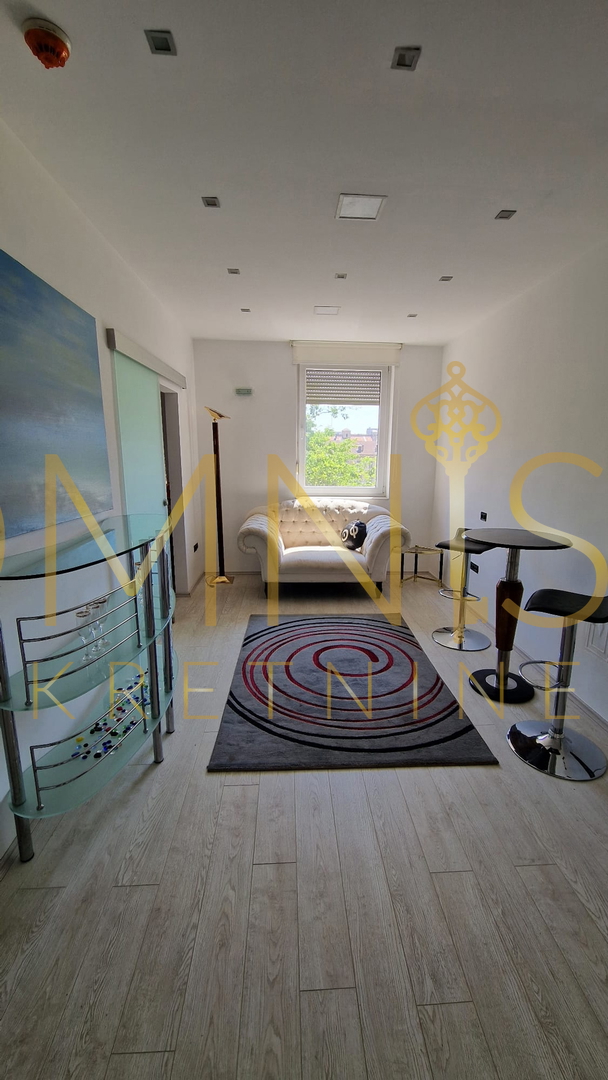 RIJEKA - CENTRO, APPARTAMENTO GOSPODSKI 74 m²