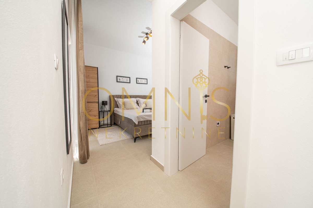 Pag, Jakišnica, Villa per le vacanze, 180m2, 80m dal mare, vendita!