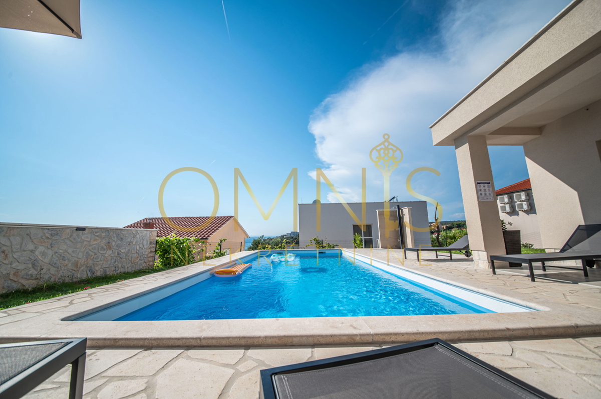 Pag, Jakišnica, Villa per le vacanze, 180m2, 80m dal mare, vendita!