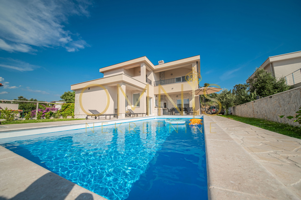 Pag, Jakišnica, Villa per le vacanze, 180m2, 80m dal mare, vendita!