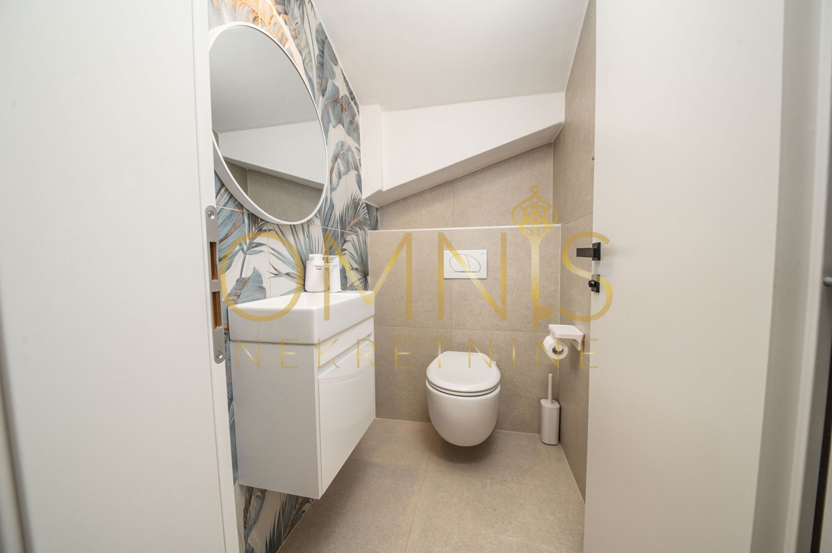 Pag, Jakišnica, Villa per le vacanze, 180m2, 80m dal mare, vendita!