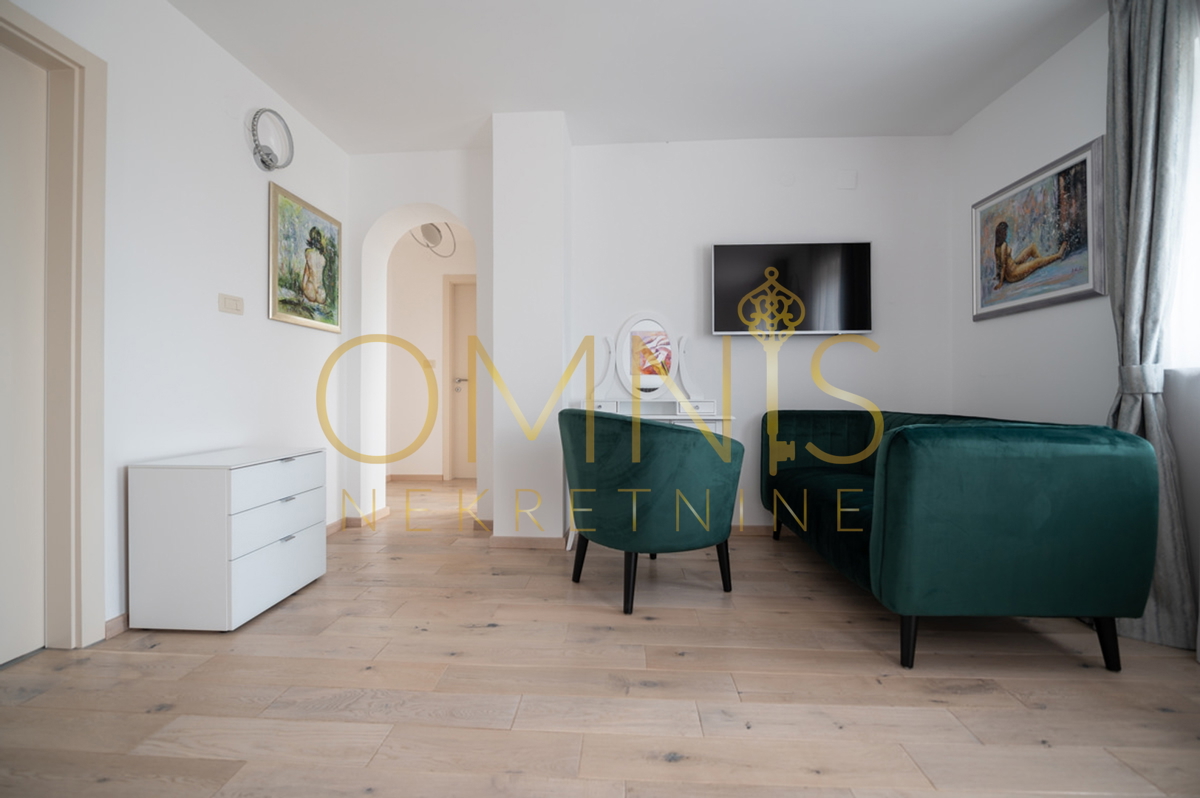 Matulji - Casa con piscina, vendita!