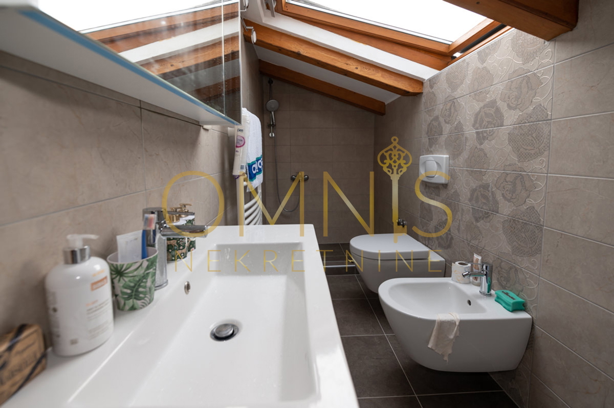 Matulji - Casa con piscina, vendita!