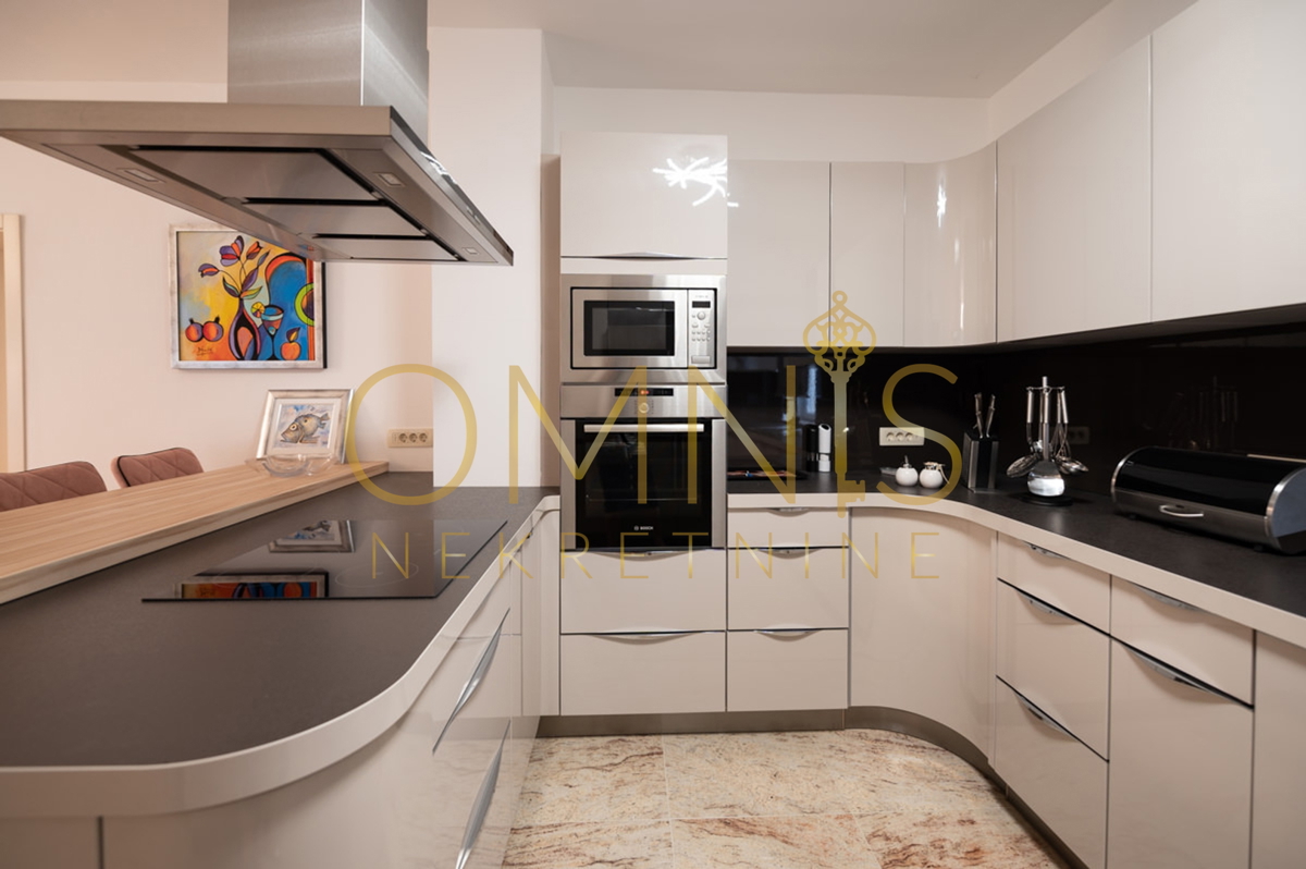 Matulji - Casa con piscina, vendita!