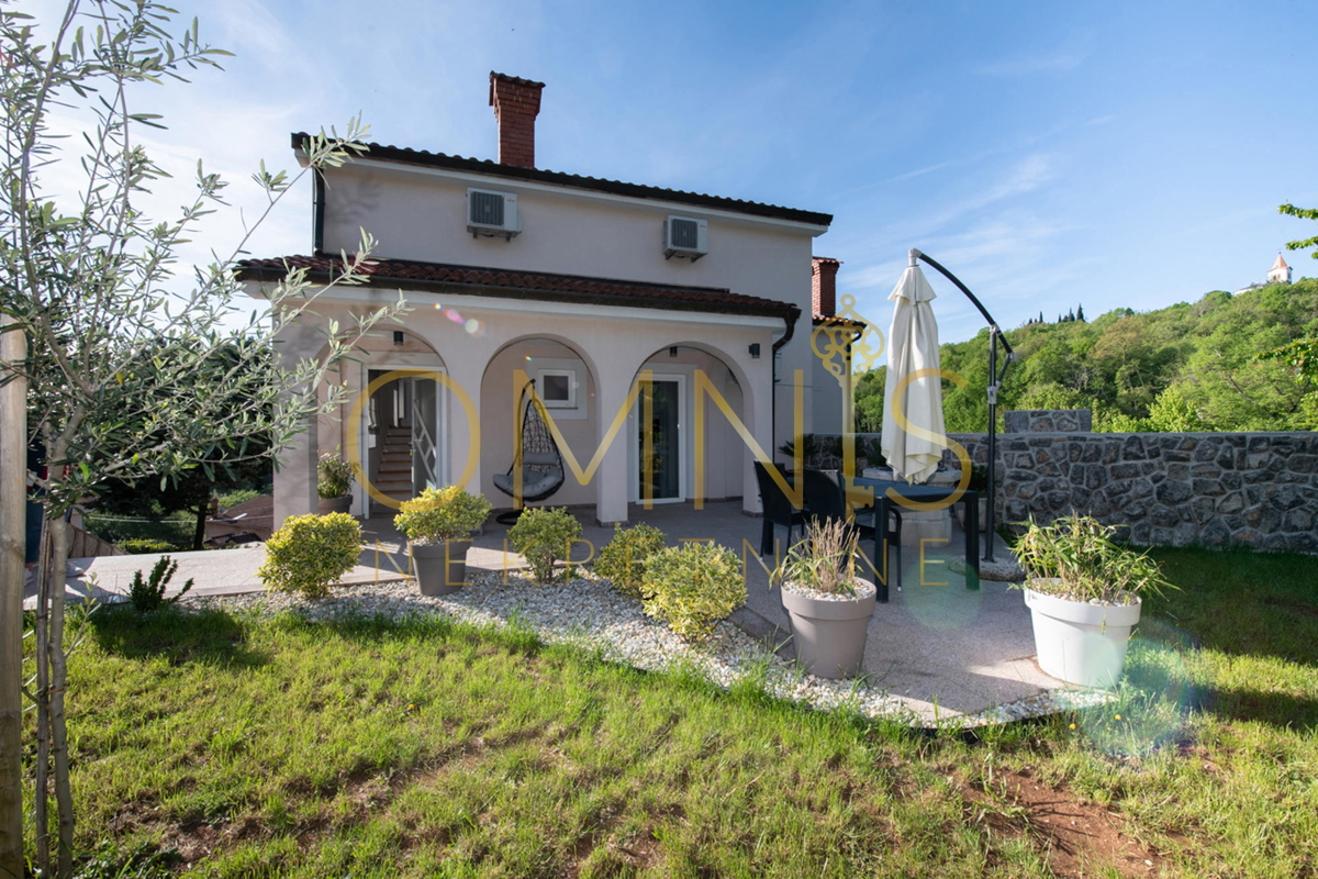 Matulji - Casa con piscina, vendita!