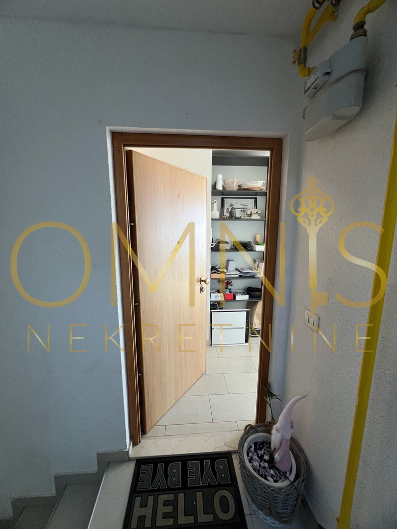 Vendesi appartamento con garage di 84m2 – Srdoči, Fiume