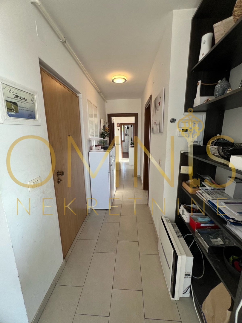 Vendesi appartamento con garage di 84m2 – Srdoči, Fiume