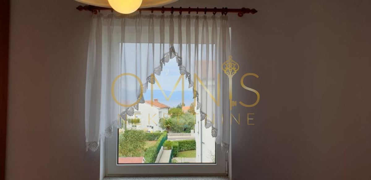 Krk, Malinska, appartamento 56m2, 2 locali, vendita!