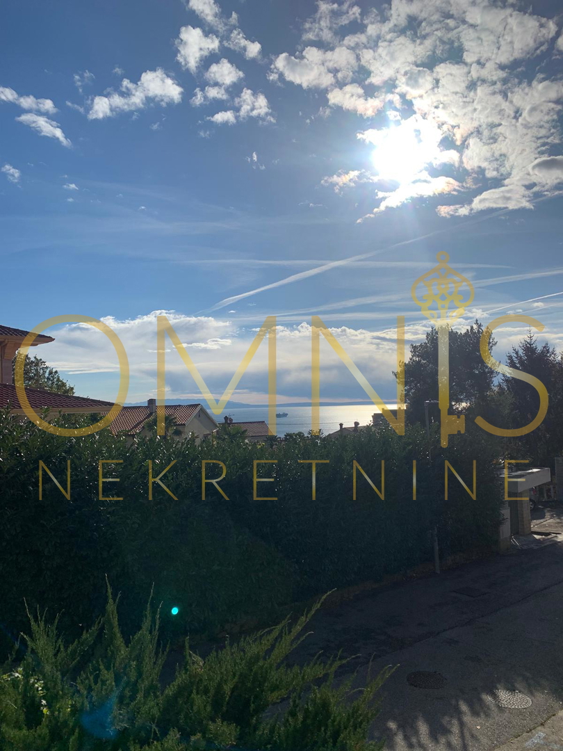 Appartamento trilocale Pobri, 70 m², garage