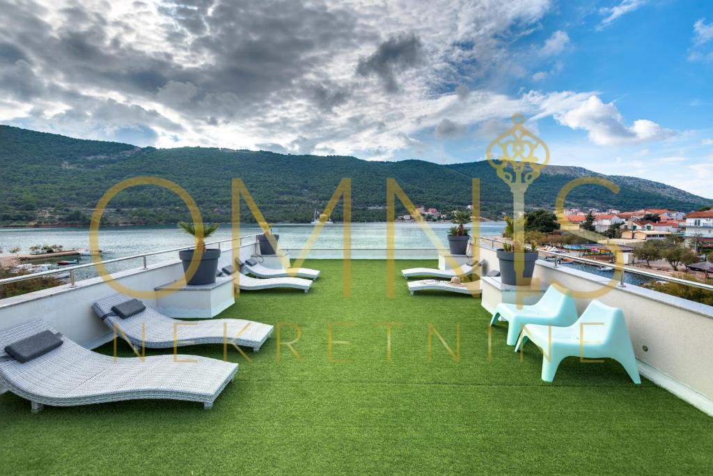 GREBAŠTICA – MINI HOTEL PRIMO FILA SUL MARE! 534 m² CON PISCINA E RISTORANTE