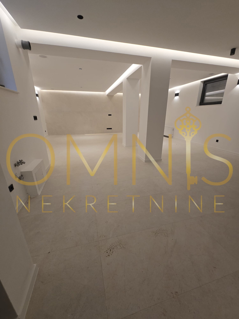 Krk, villa con piscina 3S+DB, 170m2, vendita!