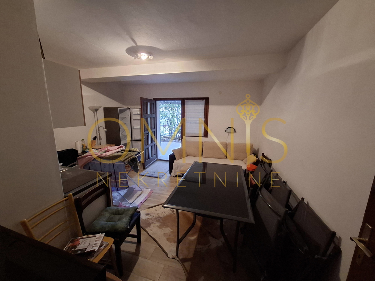 Piano della casa, Crikvenica, 85 m², appartamento con 4 stanze e cortile