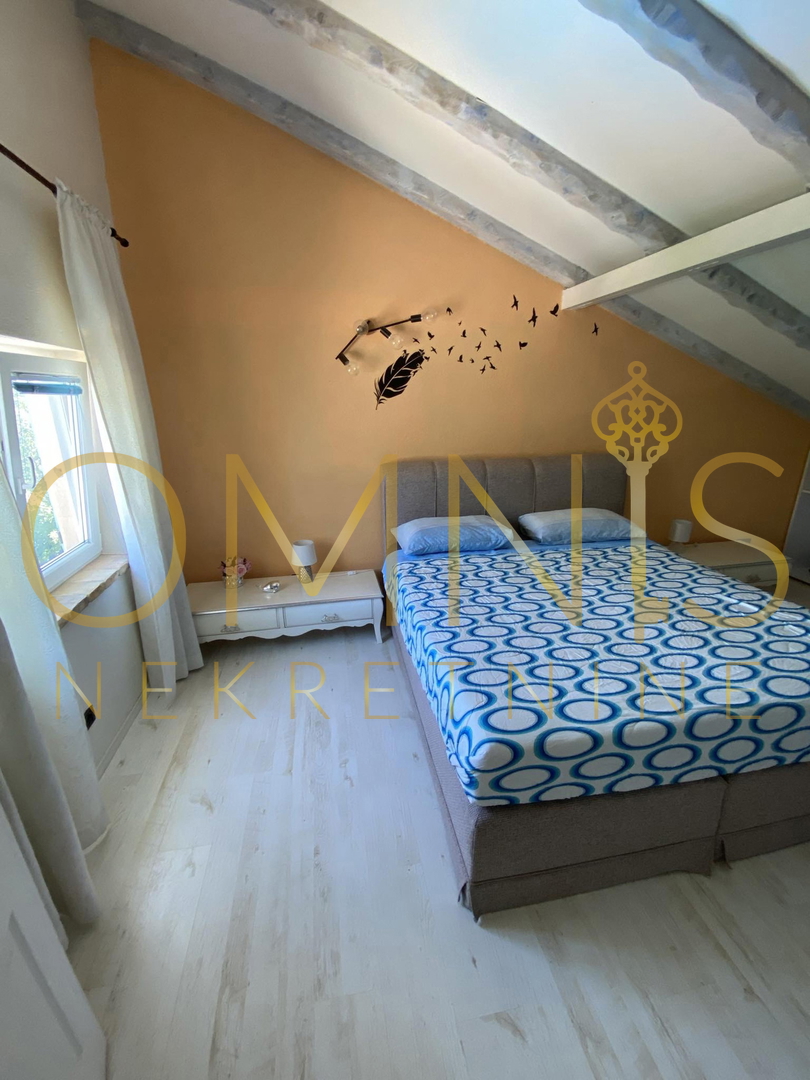 Casa in pietra autoctona sull&apos;isola di Krk - Vendita