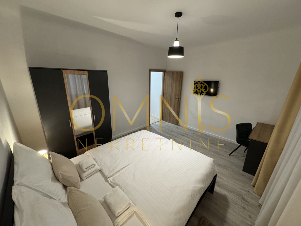 Vendita: Due appartamenti completamente ristrutturati nel centro di Fiume, Corso – 82 m²