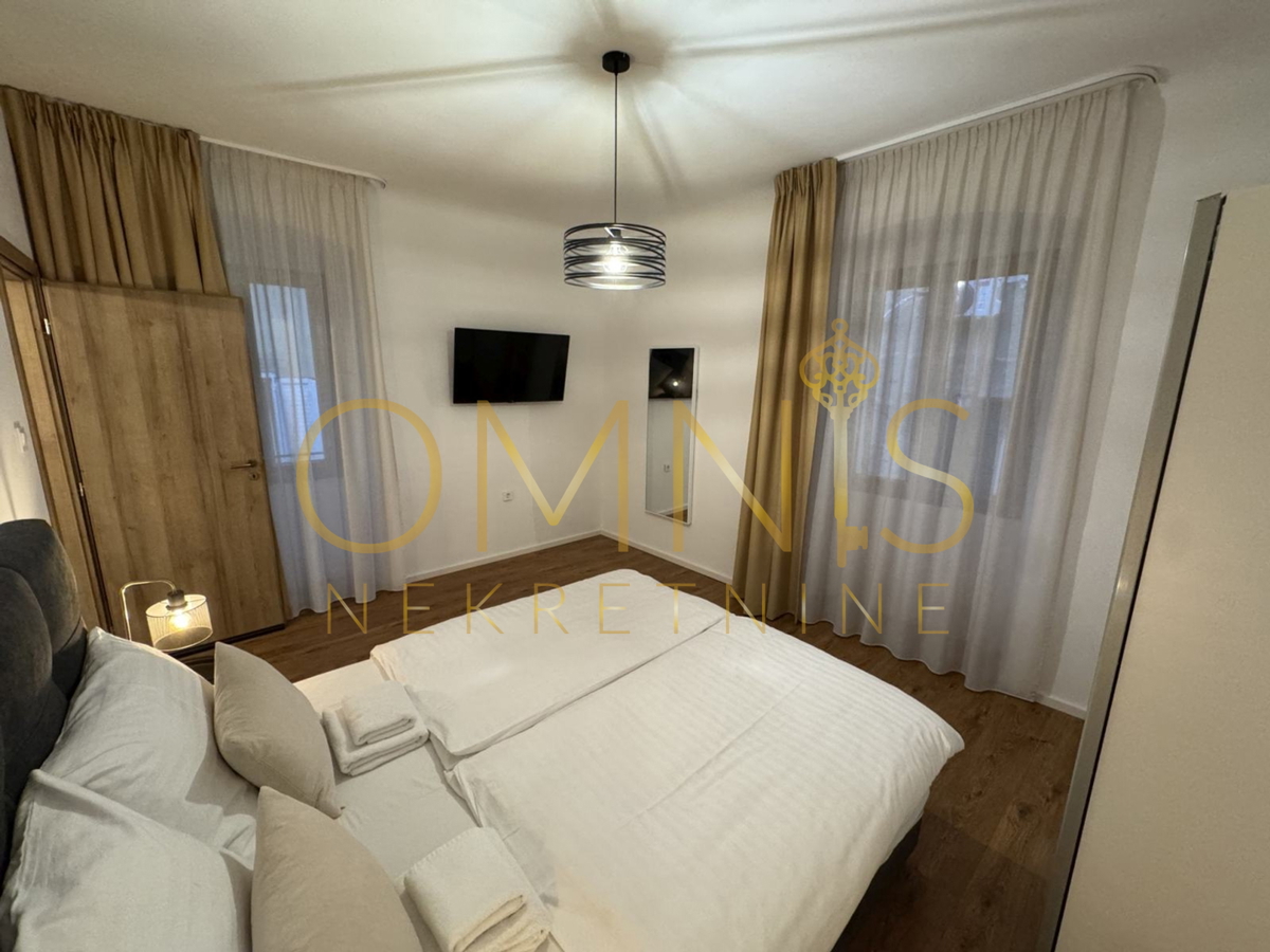 Vendita: Due appartamenti completamente ristrutturati nel centro di Fiume, Corso – 82 m²