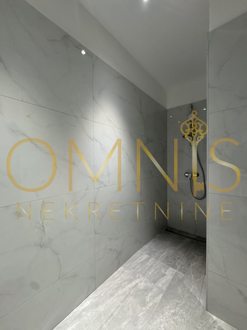 Vrbnik, isola di Krk – casa moderna con piscina e giardino